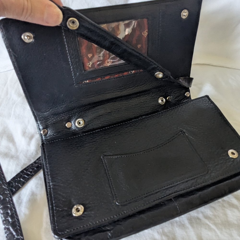 Brighton Crossbody Wallet w/ Removable Shoulder Strap Black Crocodile Texture - Picture 10 of 16